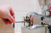 Technical Concepts TC AutoFlush Clamp - Automatic Flusher for Urinals & Toilets